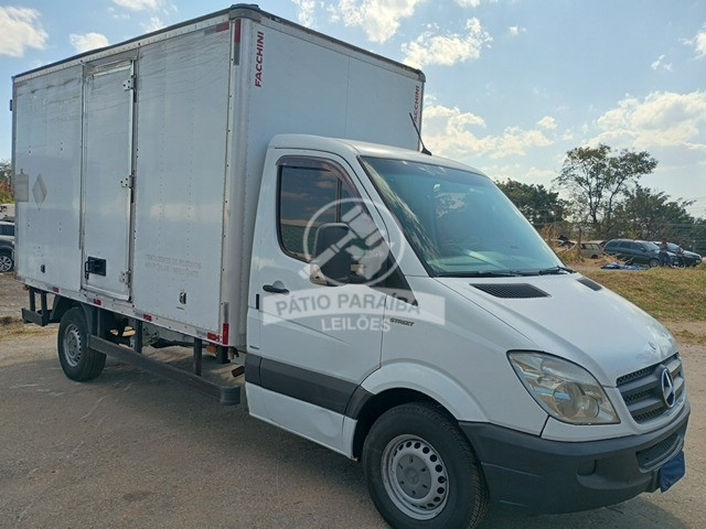 MERCEDES-BENZ 311CDISTREETC